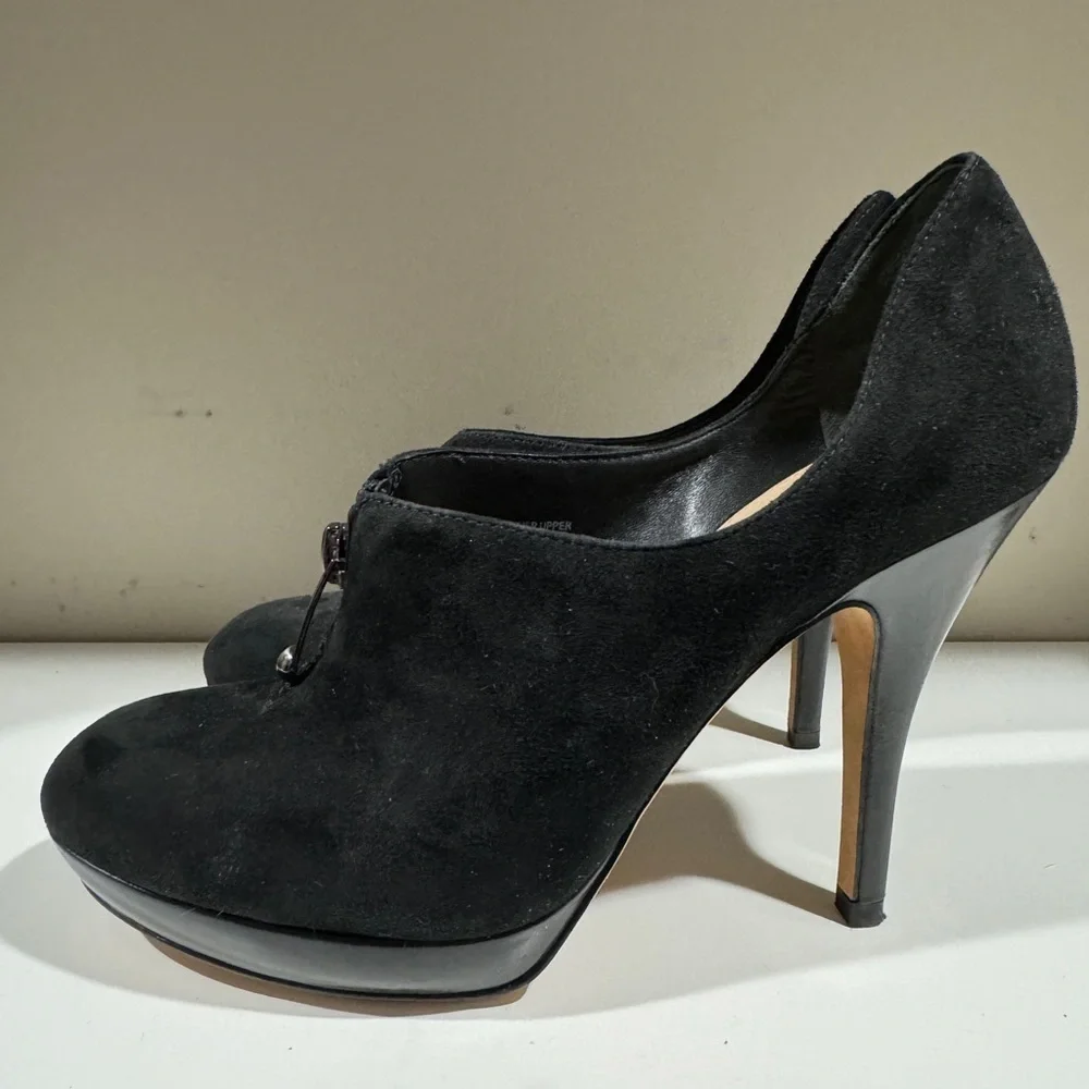 Via Spiga step into